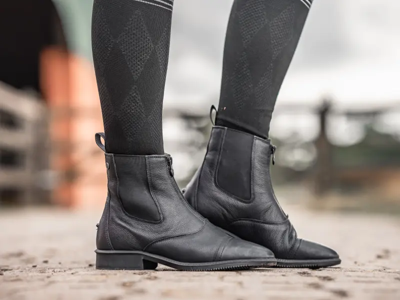 Reitstiefeletten bei Albenisa